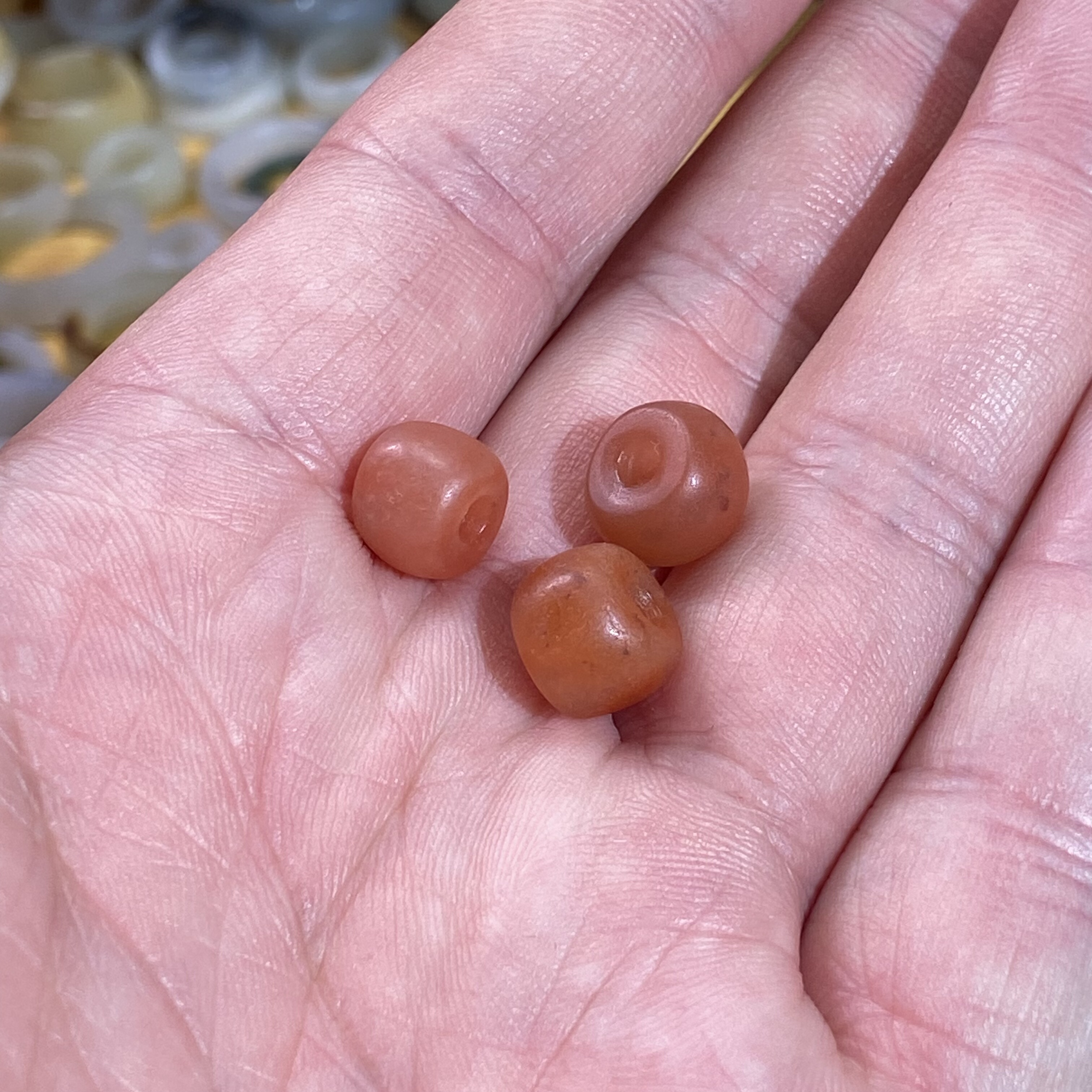 南红玛瑙樱桃红3颗随型小珠子配饰老光工艺复古风藏式手链手串配