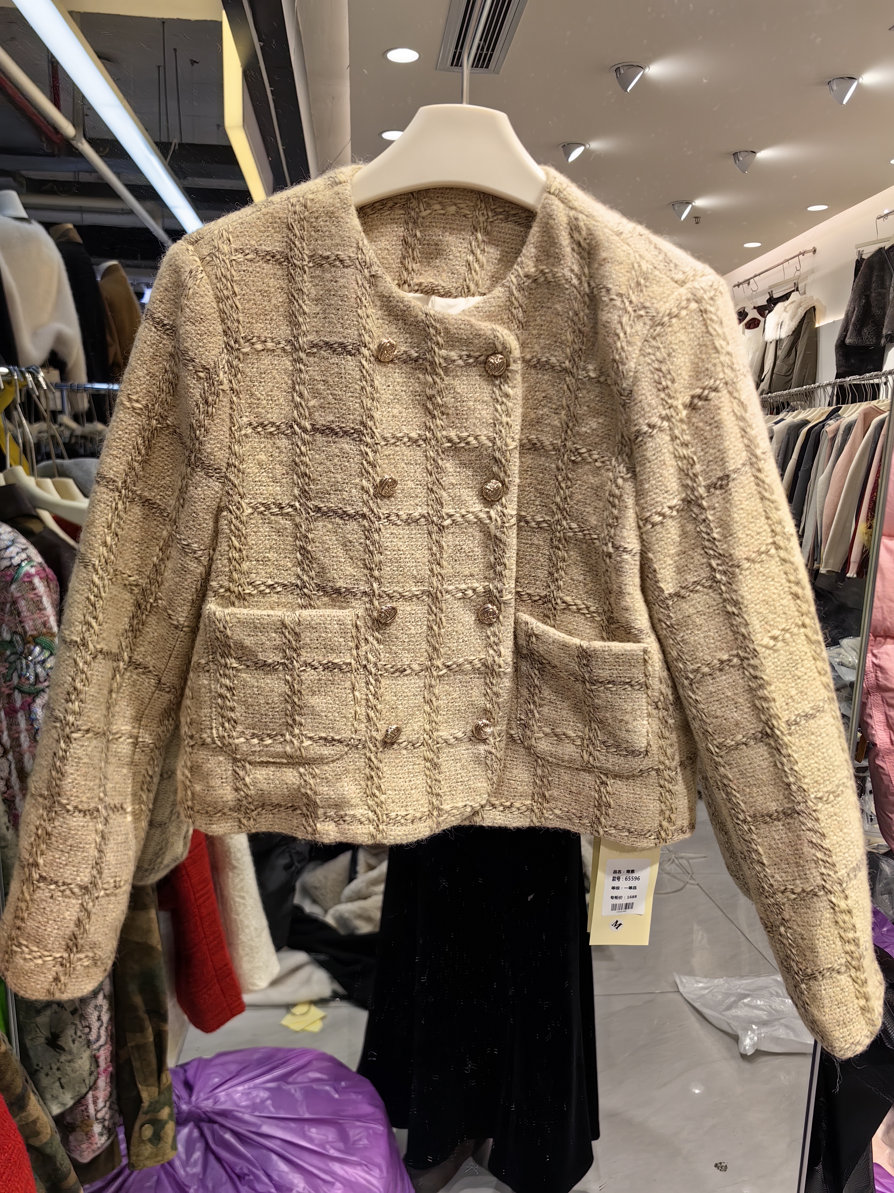 青素65596#2025冬新款时尚百搭女气质短外套小香风羽绒服上衣潮品