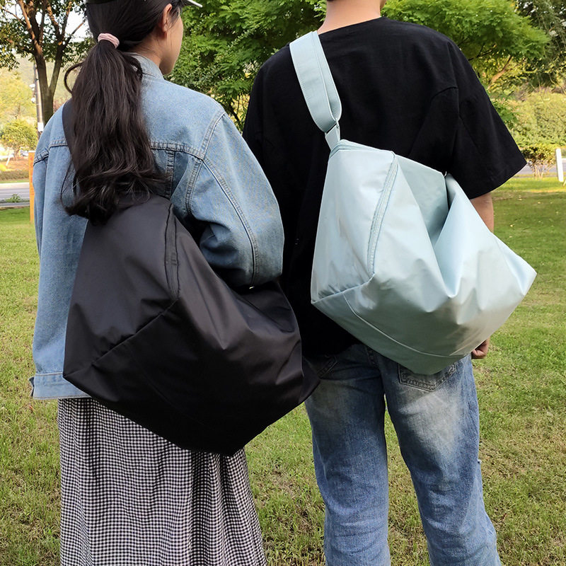 大容量夹层手机灰色涤纶健身包
