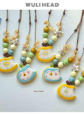 啃一口苹果手绘陶瓷项链