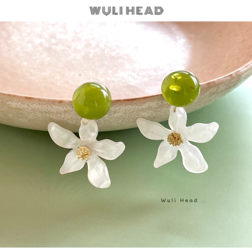 绿珠白花温柔栀子花耳环