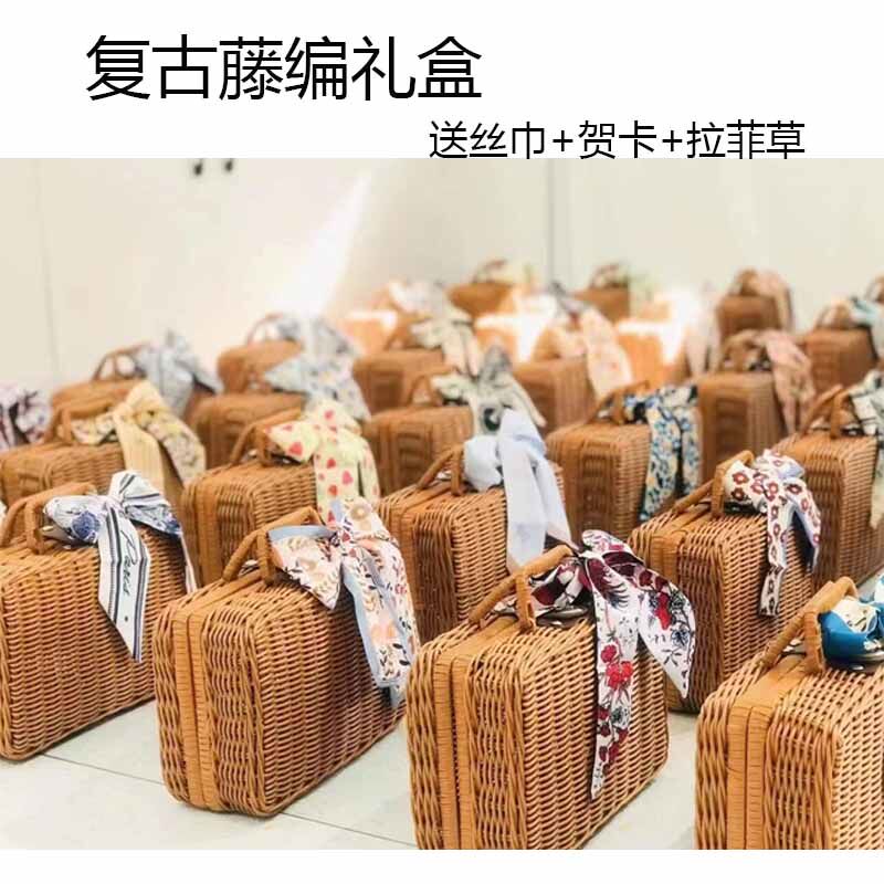 田园复古风藤编箱子 结婚伴娘伴手礼物箱子 野餐拍照手提箱收纳箱图片