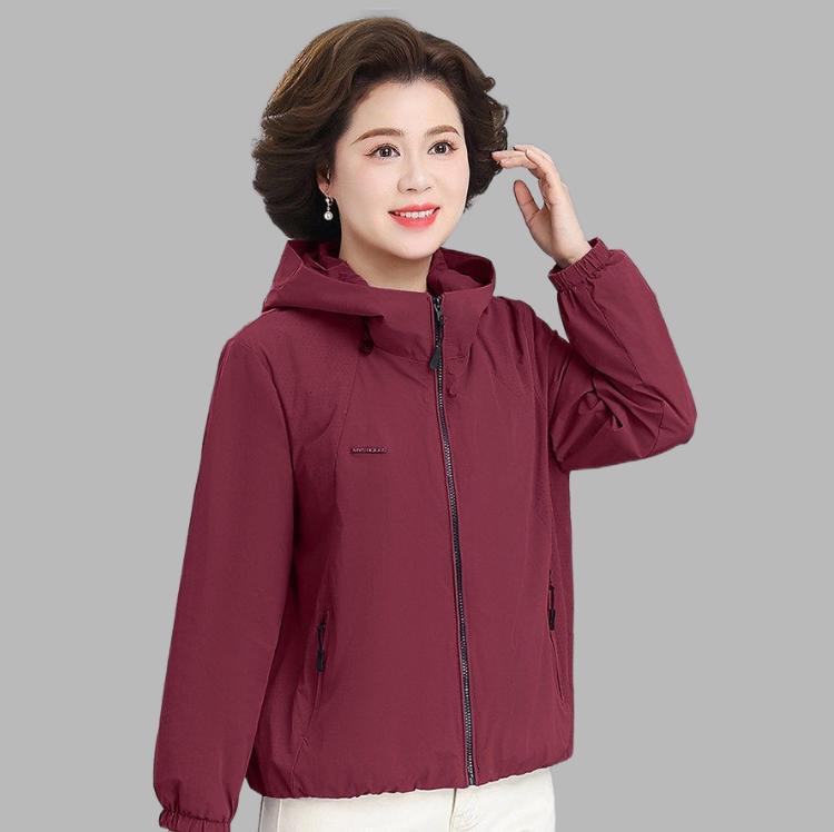 50岁妈妈春装外套女洋气2026新款小个子中老年人冲锋衣夹克高级感