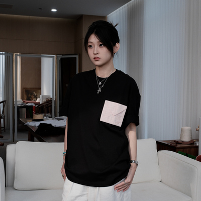 SEASONMARK胸前信封口袋圆领短袖