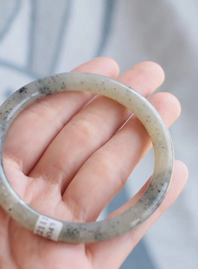 和田玉手镯圈口58新疆且末料证书编号50043 新疆和田玉青花火龙果