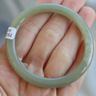 保真天然和田玉手镯50圈口证书编号9260731和田玉晴水色 青海料