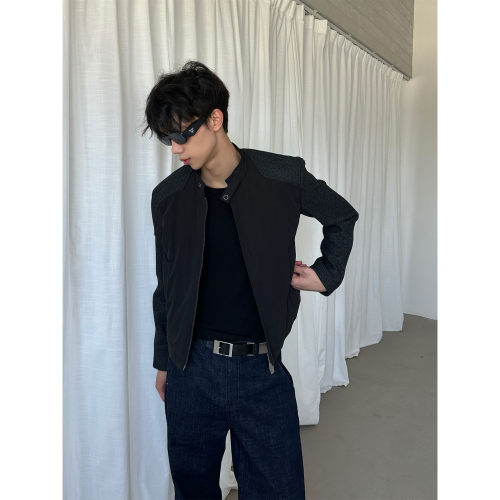H1c肩甲*针织袖拼接短款棉服