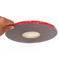 Băng keo hai mặt bọt không đánh dấu 3M 5611A-GF VHB keo dán xe hơi nhiệt độ cao độ dày 1mm băng dính 2 mặt 3m