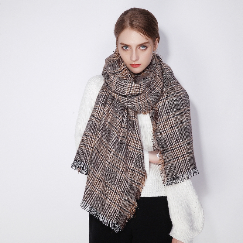 格子仿羊绒围巾女春秋外搭毛毯式