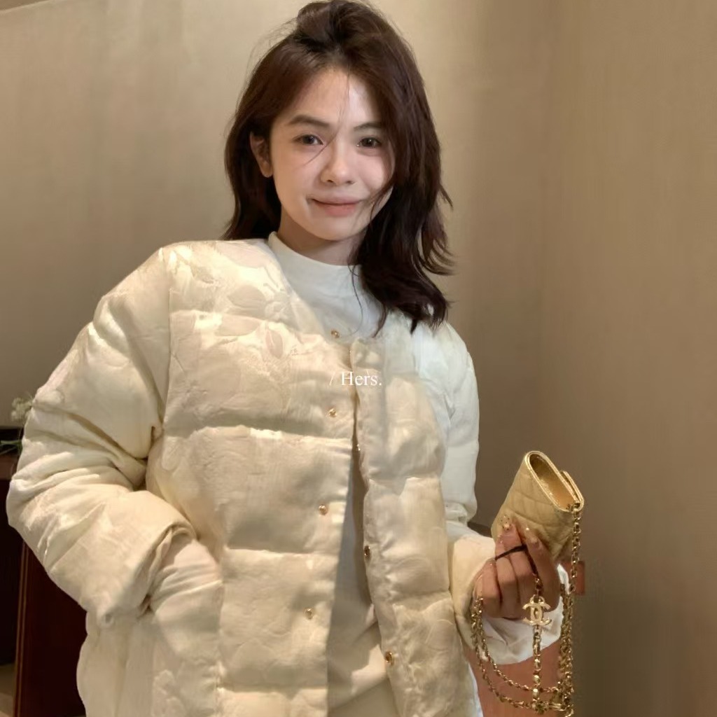 新中式立体提花羽绒服