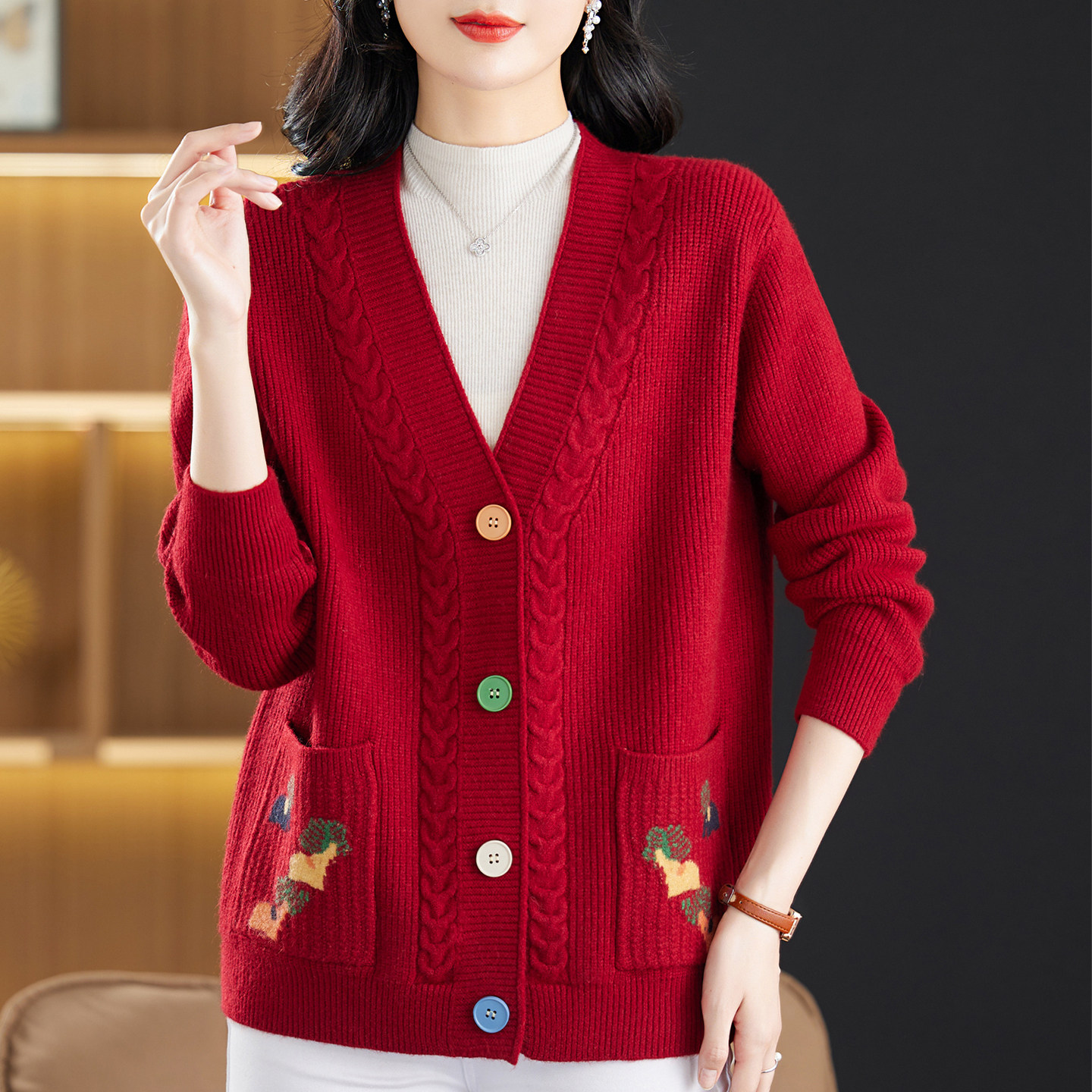 高端春秋新款短款羊绒针织开衫女宽松外搭洋气加厚妈妈毛衣外套