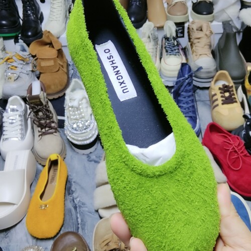 真皮孤品36码样板微瑕不退换反绒