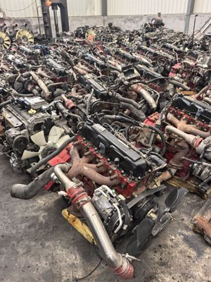 福田康明斯3.8 4.5发动机总成141 154 168东风康明斯ISD180 210