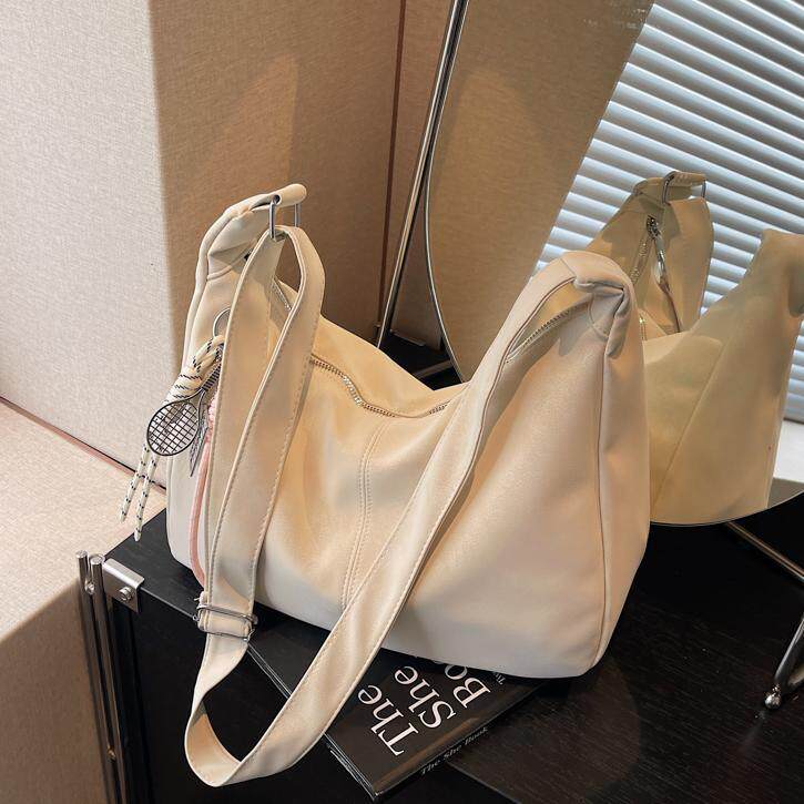 小C&K热销通勤大容量包包女2025新款简约斜挎包托特包