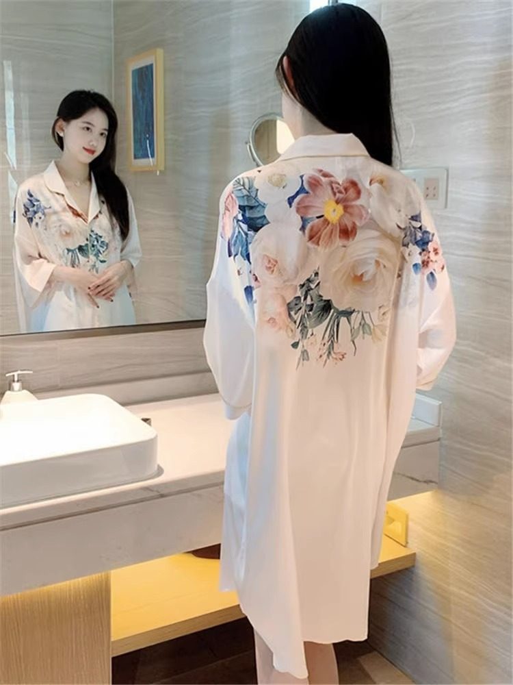 여성 여름 섹시한 2023 새로운 하이 엔드 여성의 대형 반팔 셔츠 잠옷을위한 얼음 실크 잠옷