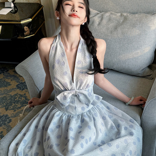 温柔V领挂脖蝴蝶结大摆连衣裙长裙 法式 DAC海德庄园 2025春夏新款