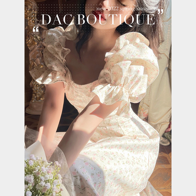 DAC 2024春夏新款法式复古宫廷风印花连衣裙方领泡泡袖A字长裙女