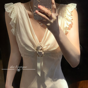 温柔风V领纯欲性感收腰显瘦蕾丝花边连衣裙女长裙 新品 DAC 24夏季