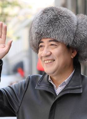 冬季狐狸毛护耳雷锋帽