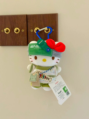 正版HelloKitty可爱休闲夏日套装kt包包挂件钥匙扣车挂送闺蜜礼物