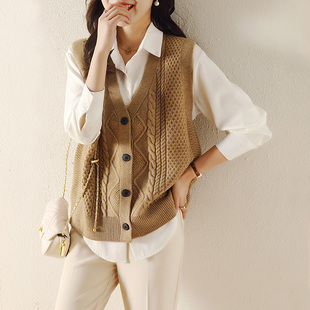 春装2023新款毛衣马甲针织背心女士毛线马夹洋气纯色复古外搭叠穿