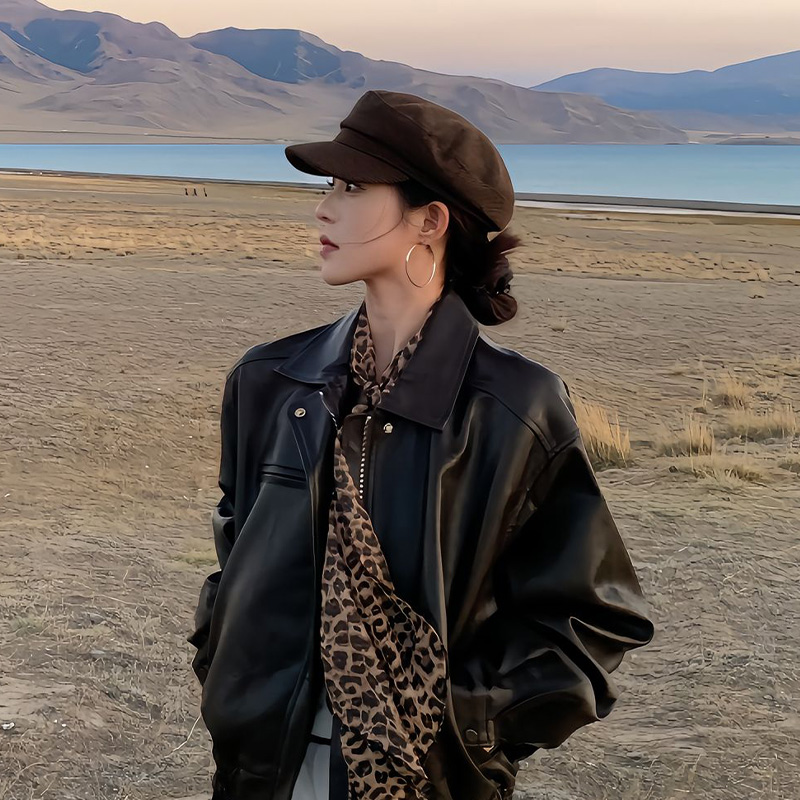 贝雷帽女款2025新款秋冬高级感户外川西旅游前进帽棕色法式八角帽