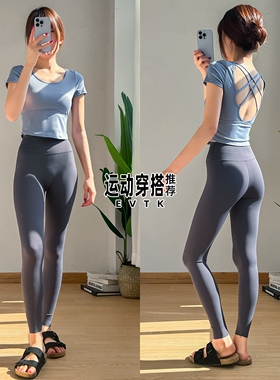 瑜伽服女2025新款上衣羽毛球服女超火运动套装时尚晨跑服网球短袖