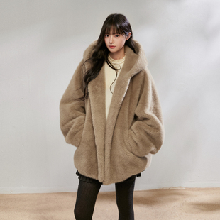 King 大衣女秋冬宽松皮毛一体毛呢外套 Prince慵懒连帽斗篷短款