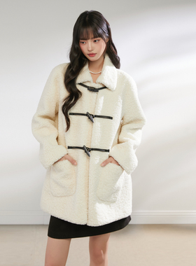 King Prince贵千金米色牛角扣毛毛外套宽松显瘦羊羔毛外套女冬季