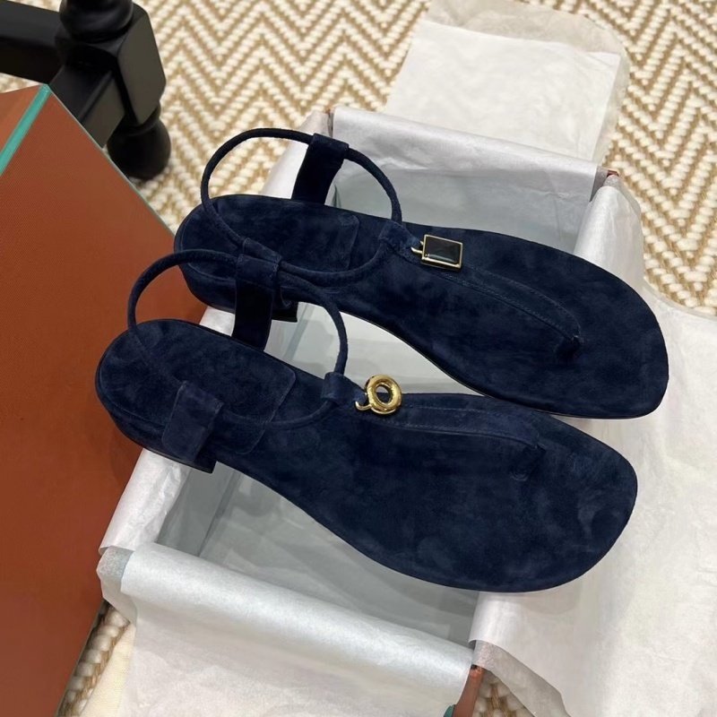 2025夏新款lp休闲夹趾凉鞋女金属吊坠凉鞋真皮低跟外穿沙滩凉拖鞋,女鞋,时装凉鞋,淘宝优惠券,粉丝福利购,淘宝优惠卷