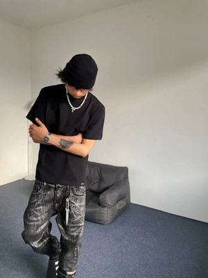 某rapper穿到包浆都不洗KCUF