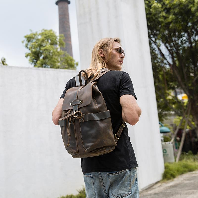 手工牛皮潮流百搭背包真皮男士休闲旅行复古疯马皮双肩包男机车包