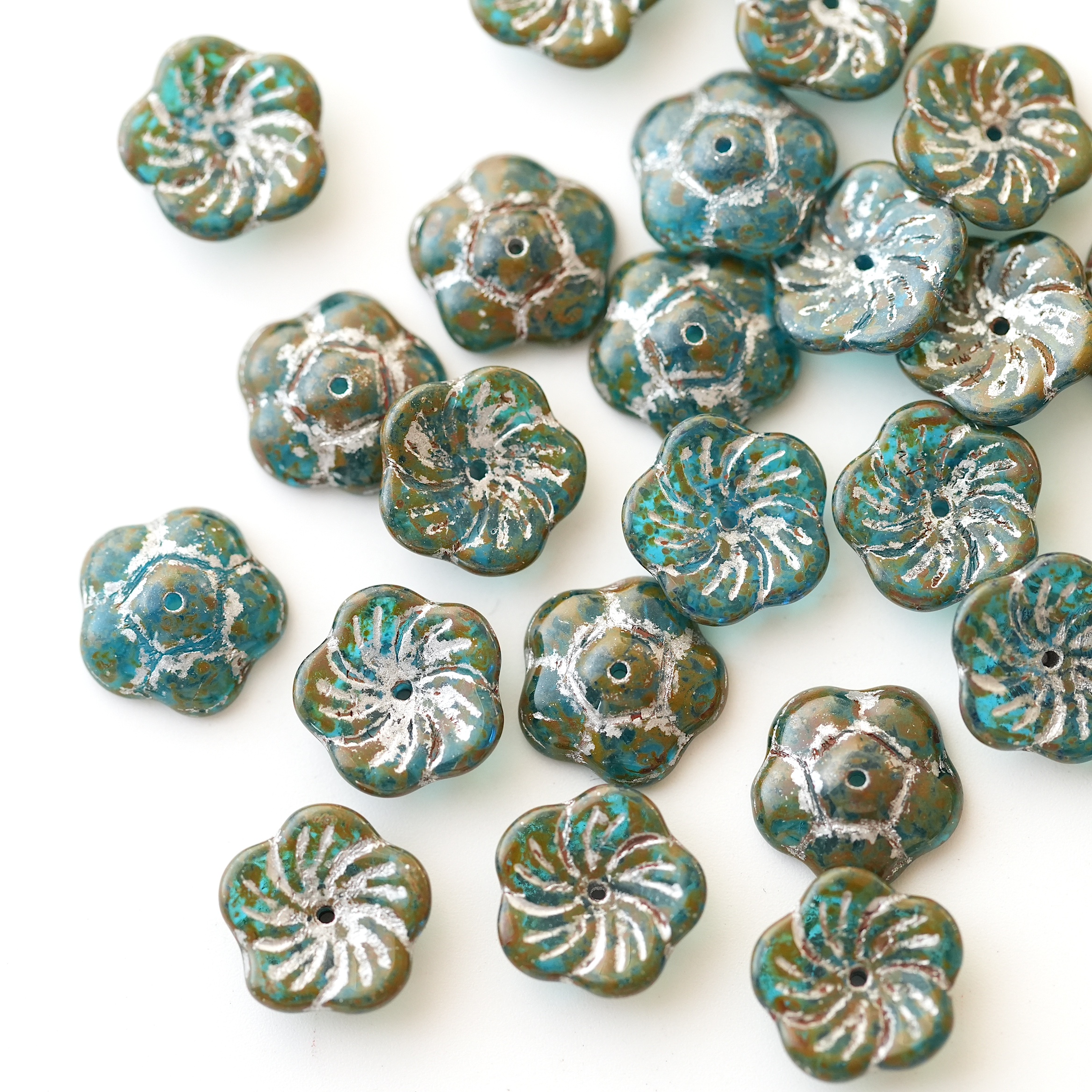 进口捷克珠12mm蓝绿色中孔梅花珠琉璃手工串珠DIY散珠材料配件