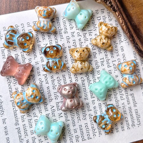 进口捷克珠9x20mm坐姿小熊珠diy手工串珠配件饰品材料配件散珠