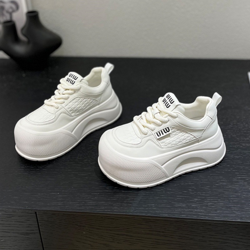 爆款厚底增高小白鞋女春秋季松糕板鞋2025百搭休闲运动面包鞋