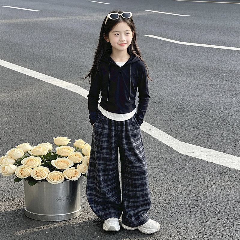 女童裤子春秋款2026新款韩系巨好看格子裤女孩直筒裤初中生休闲裤图片