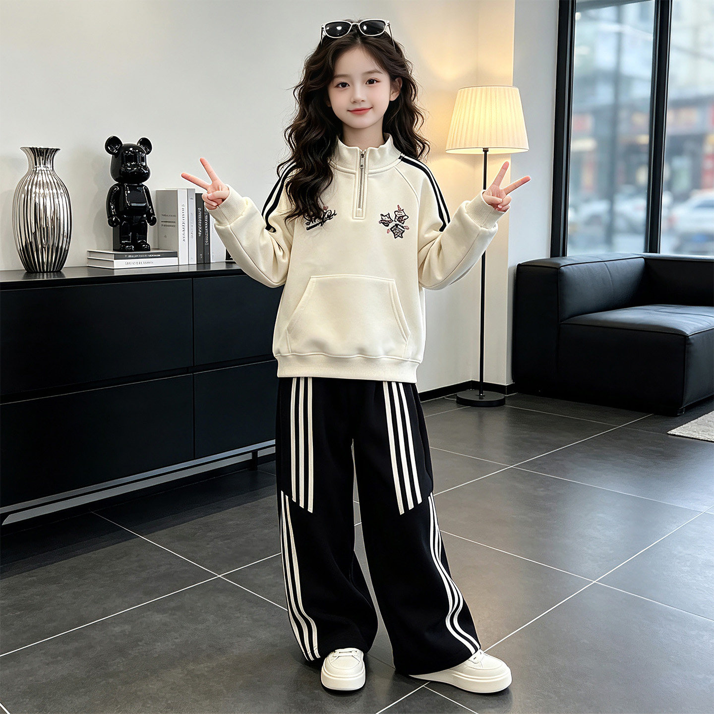 2026秋季女童初中生阔腿运动裤图片