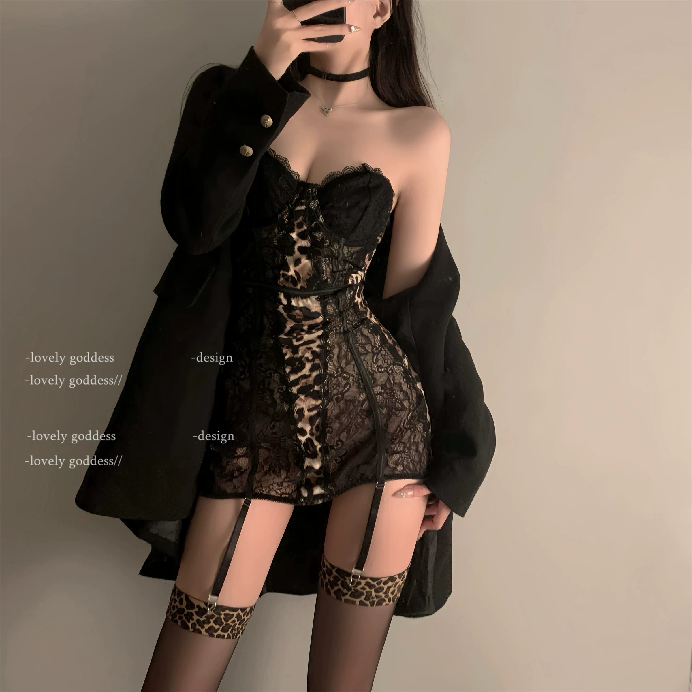 「LG」豹烈*性感挂脖蕾丝拼接豹纹抹胸连衣裙低胸火辣包臀睡裙女