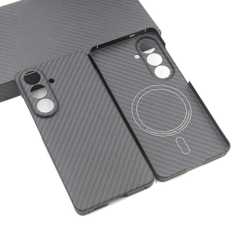 适用三星S26Plus超轻薄凯夫拉碳纤维Magsafe磁吸S26商务手机壳