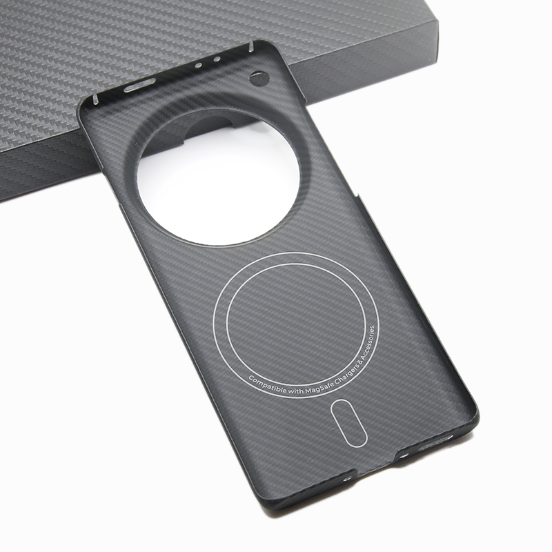 超轻薄真纤维OPPOFindX7Ultra