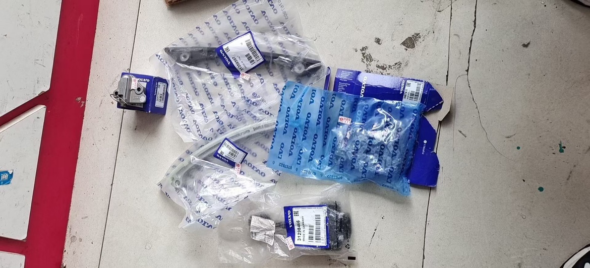 沃尔沃XC60S80S60V60 2.0T正时链板、链条、涨紧器、正时轮