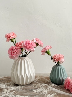 便宜又百搭 简约亚光皱褶折纸陶瓷花瓶 桌面水花瓶可水培