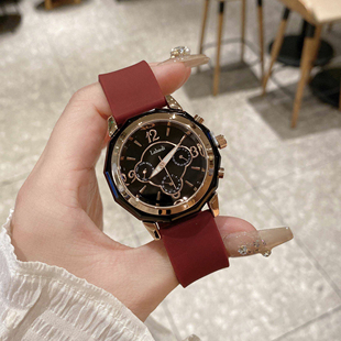 2025爆款多功能红色女士大表盘手表小众正品简约非机械表情侣手表