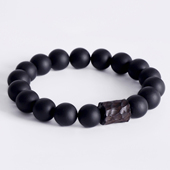 哑光天然黑玛瑙黑檀木珠子手链男女士收藏级黑色小众手串原创设计