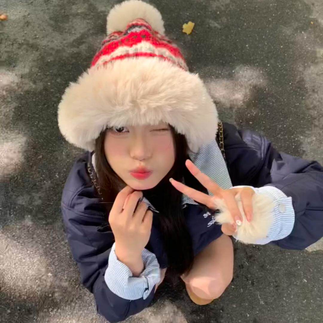 雷锋帽子女冬季加厚保暖护耳毛线帽户外防寒加绒时尚新年毛绒帽潮