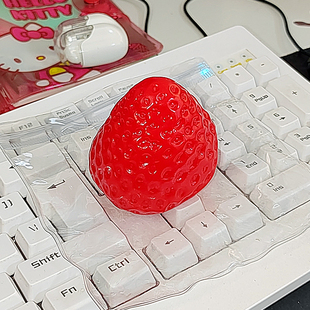 超大草莓捏捏食品级仿硅胶学生上班解压发泄可爱捏捏 不能莓有你