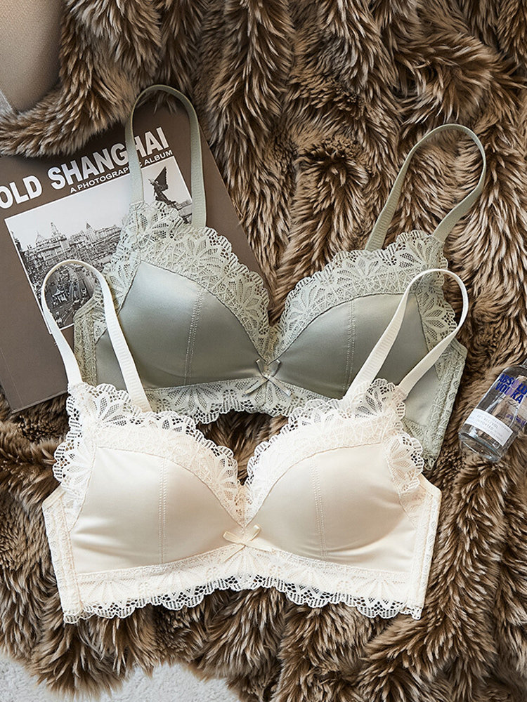 聚拢内衣女小胸显大收副乳防下垂文胸调整型品牌专柜胸罩平胸专用