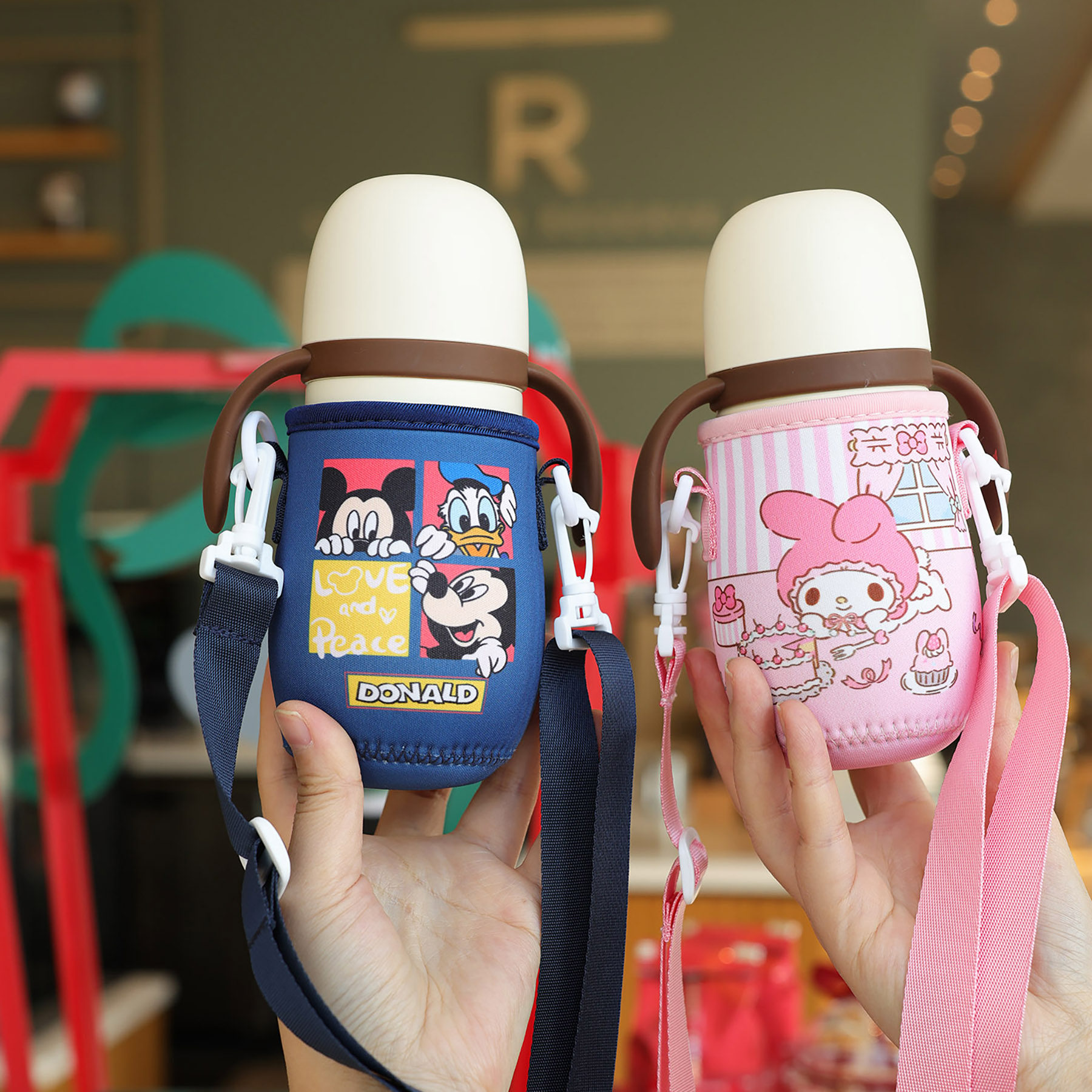 通用卡通小容量杯套背带款适配奶瓶杯世系列喜300ML保护套便携,餐饮具,杯套,淘宝优惠券,粉丝福利购,淘宝优惠卷