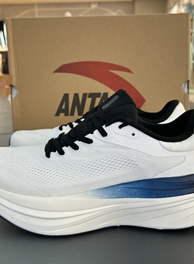 安踏旅步2S PG7厚底缓震回弹跑步鞋男耐磨舒适运动鞋子112535545