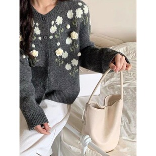egg花朵针织衫温柔氛围感开衫毛衣外套女初秋新款时尚洋气上衣